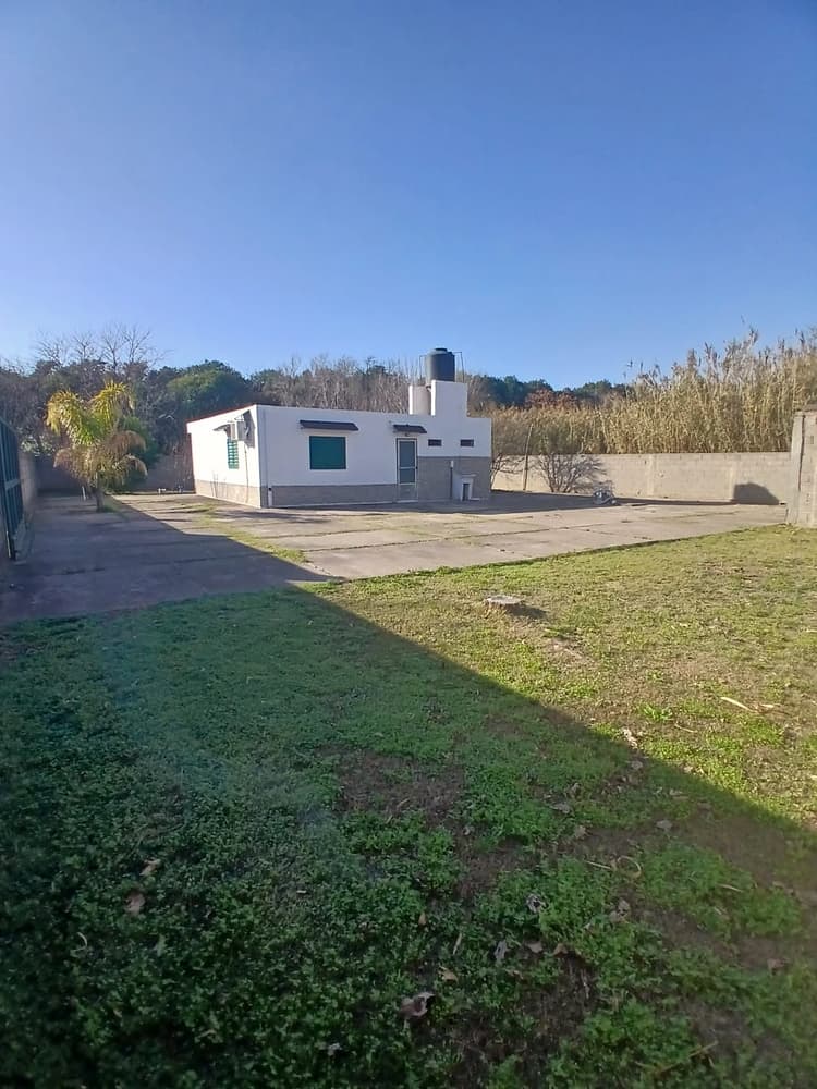 Imagen para propiedad ubicada en PREDIO DE 2,5 HECTÁREAS CON CASA Y GALPÓN — ESTACIÓN JUÁREZ CELMAN
